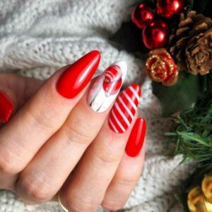 Swiateczne-zdobienie-paznokci-6